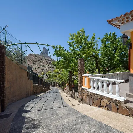 Rurales Bentayga Alpesi faház Tejeda